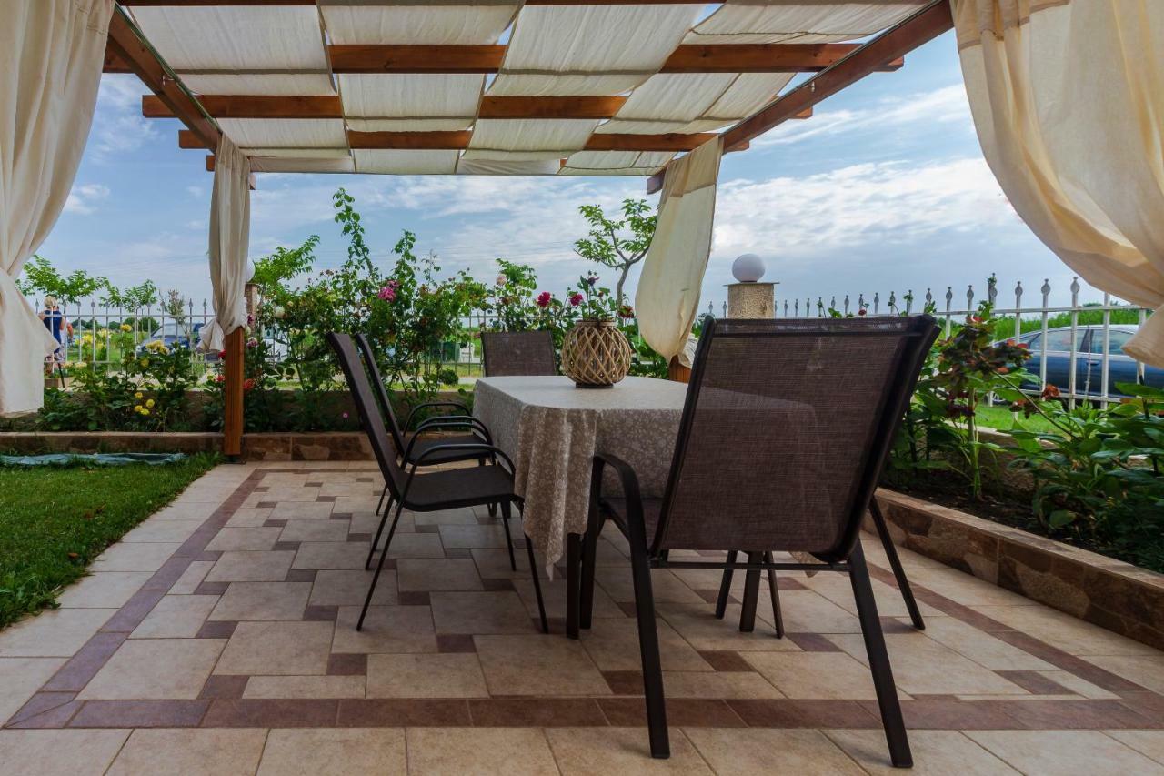 Afroditi Paralia Katerinis Exterior photo